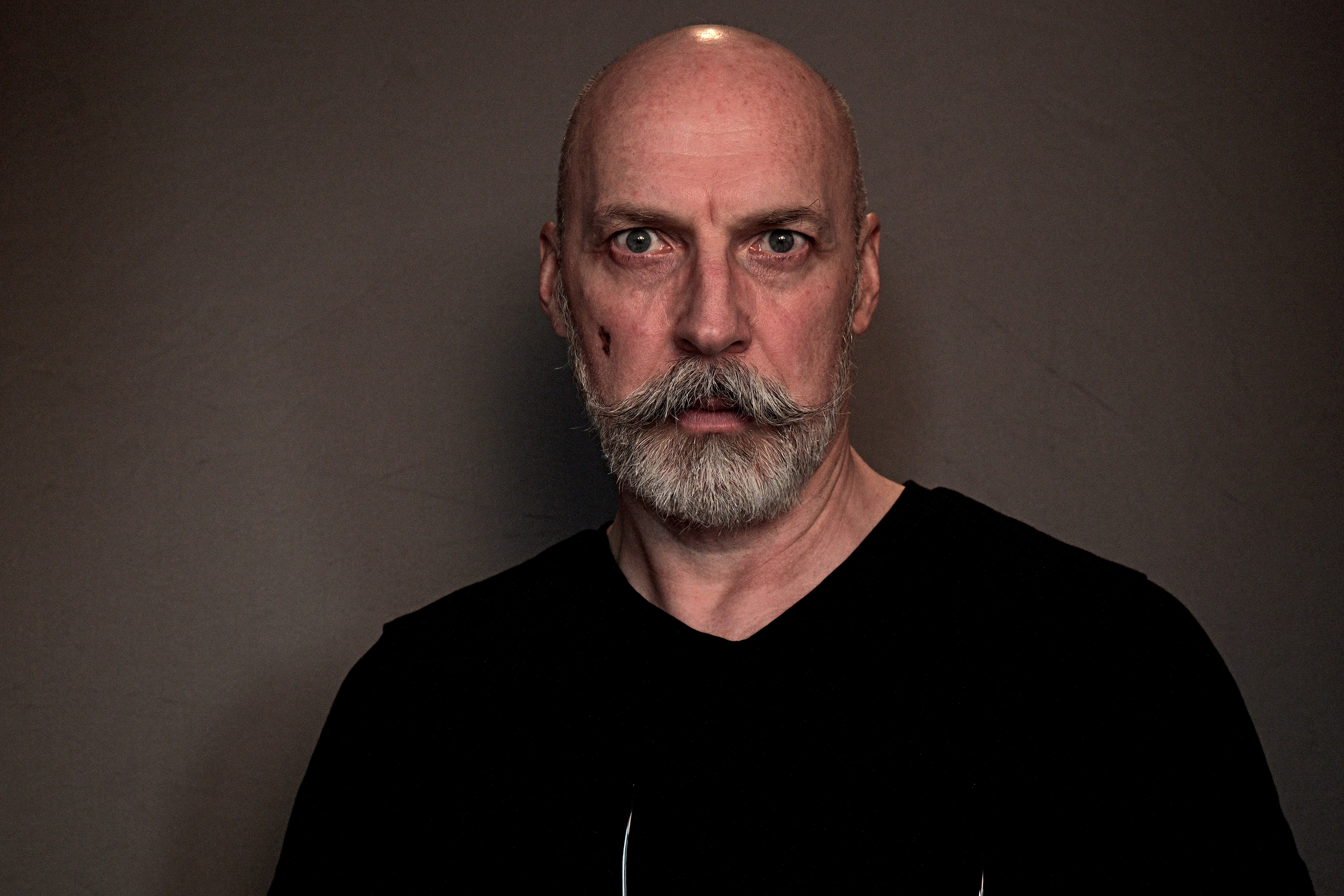 Tom Shelley Agaster Professional Actor Headshot 1